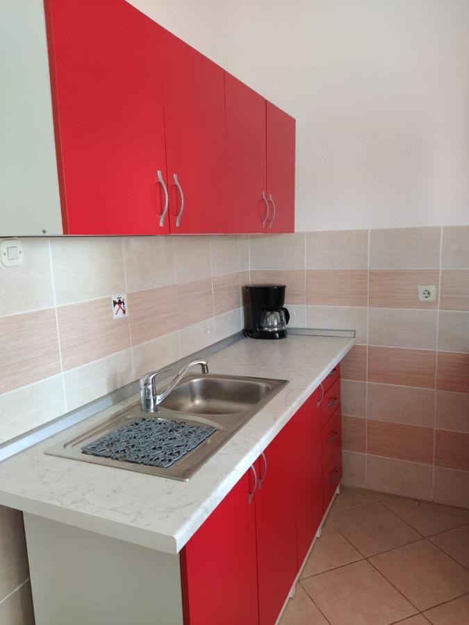 ויר Apartmani Ruza מראה חיצוני תמונה