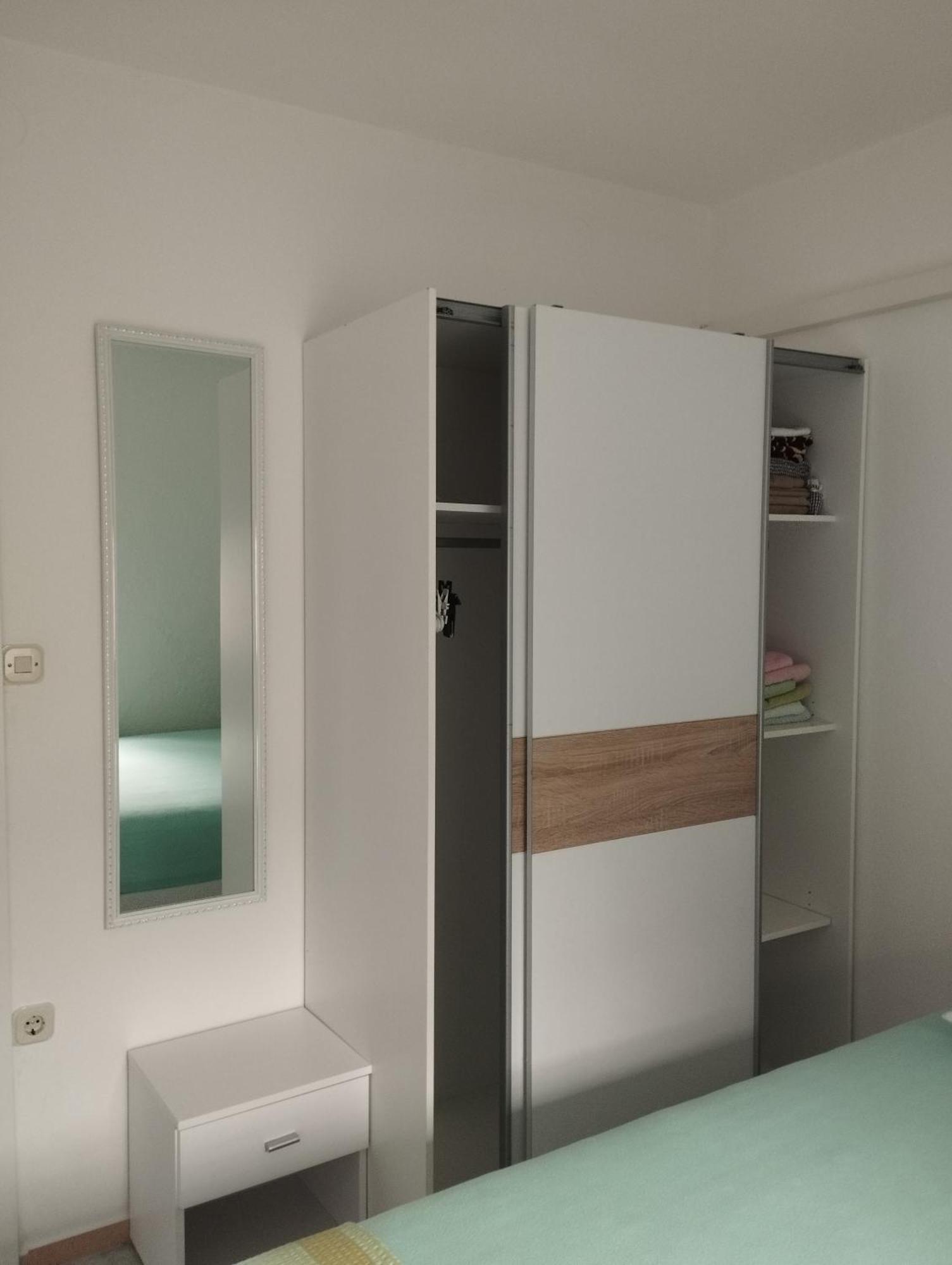 ויר Apartmani Ruza מראה חיצוני תמונה
